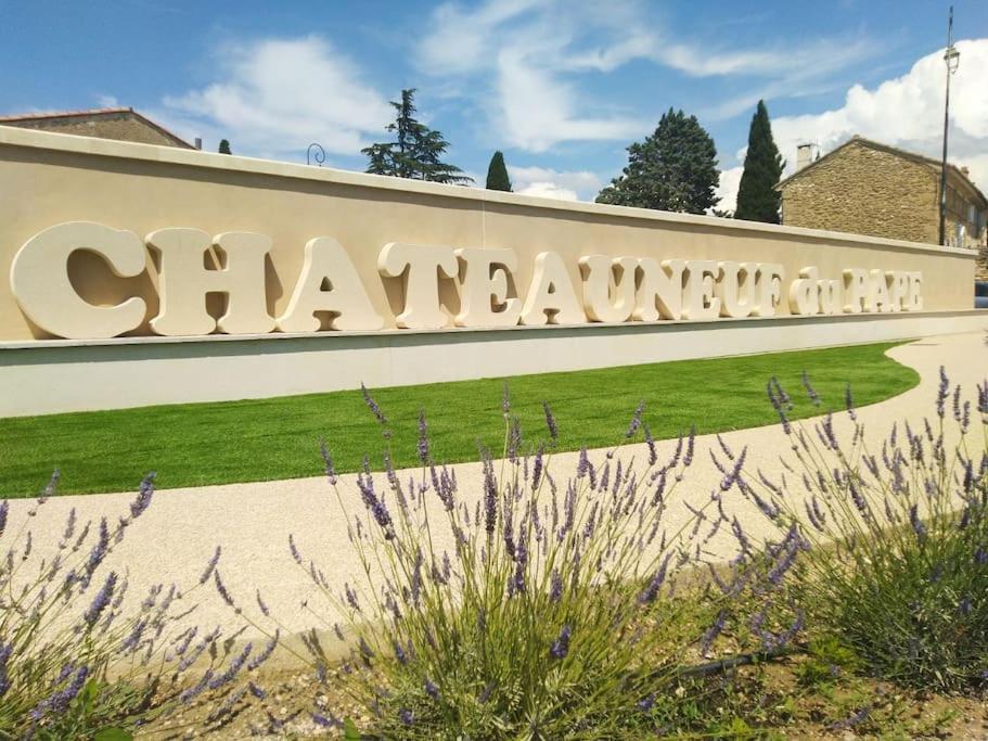 Maison De Village Châteauneuf-du-Pape Buitenkant foto